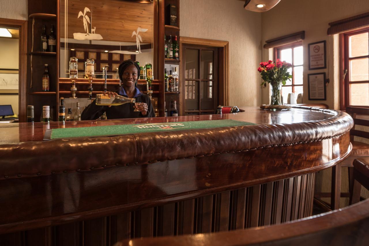 Roessmund Lodge ซวาคอปมุนด์ ภายนอก รูปภาพ
