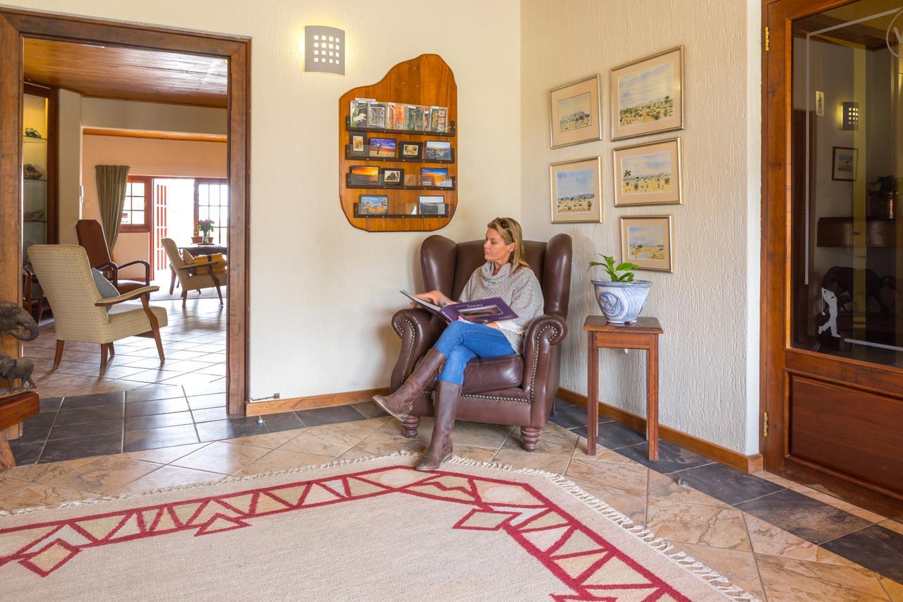 Roessmund Lodge ซวาคอปมุนด์ ภายนอก รูปภาพ